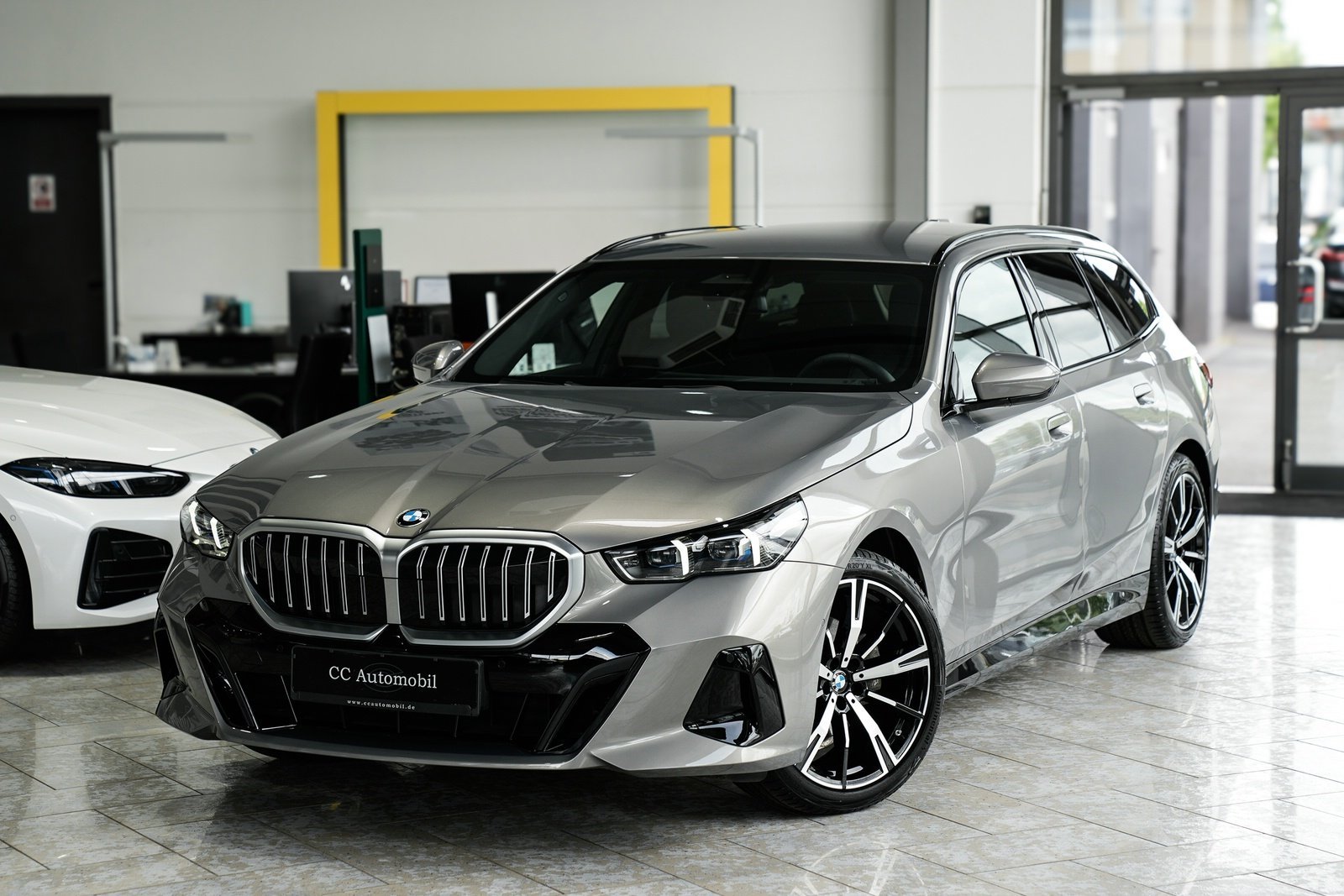 BMW 520 d xDrive Touring M Sport 1