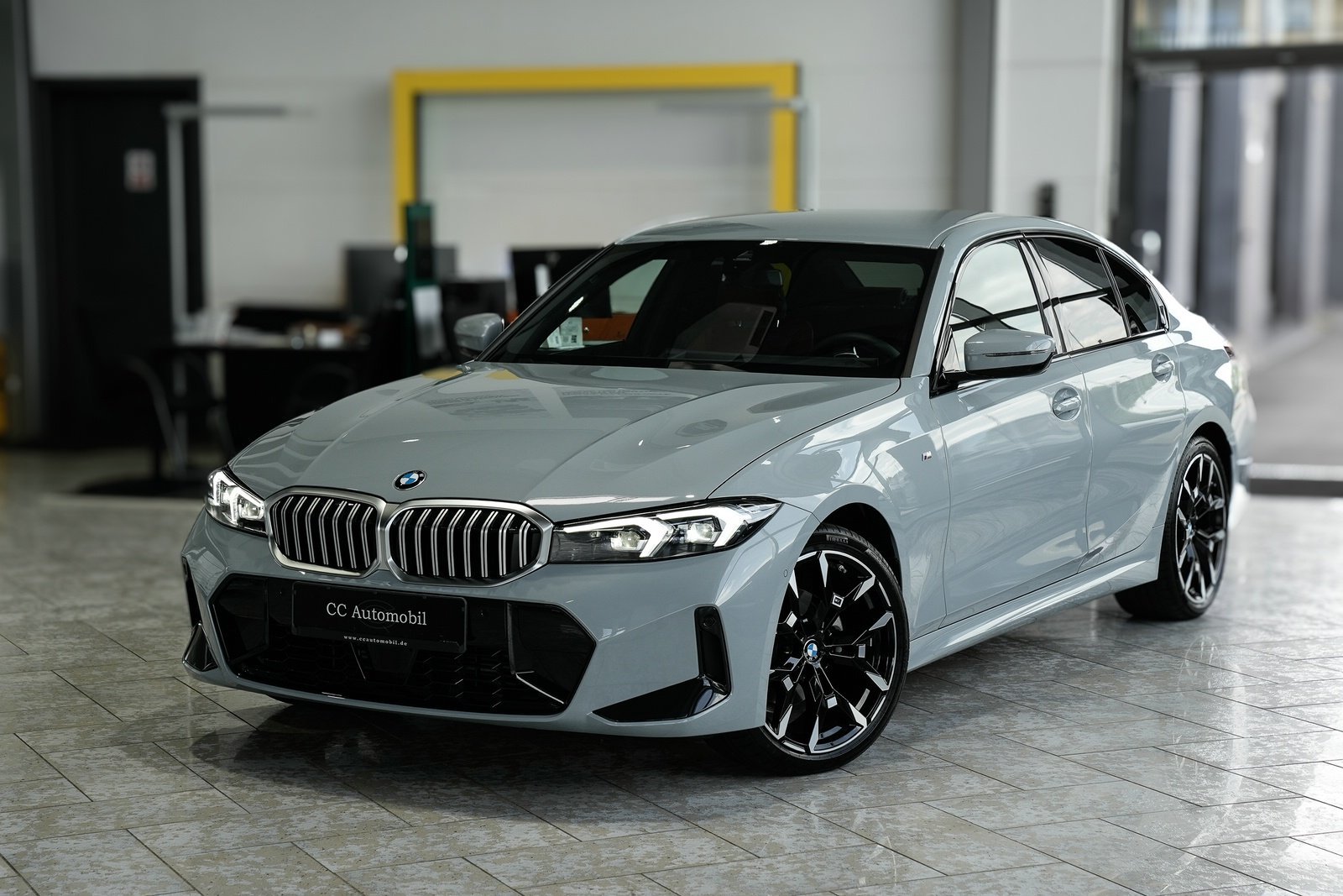 BMW 320 i xDrive M Sport 1